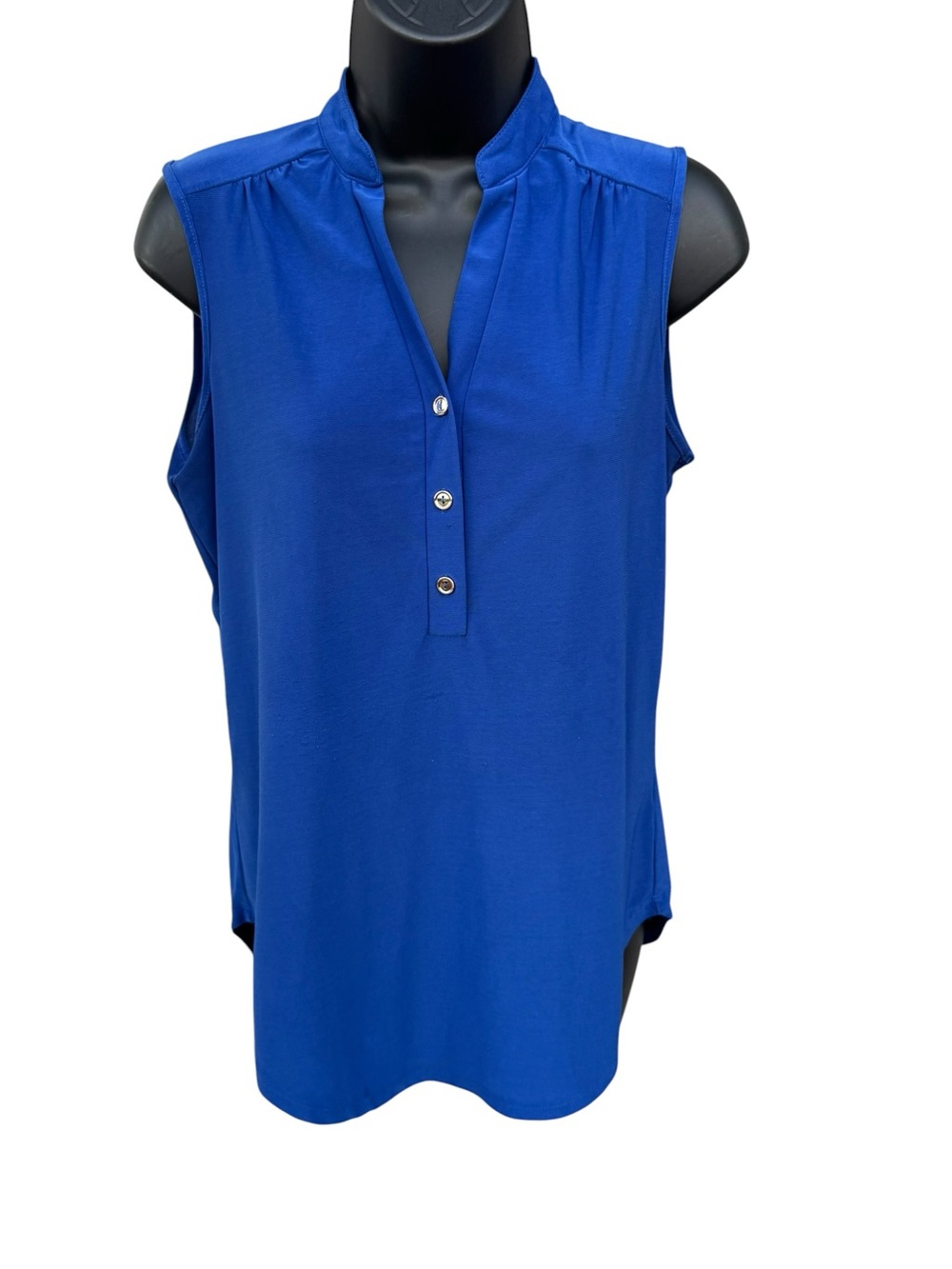 Sleeveless V-Neck Button Front Top in Royal Blue